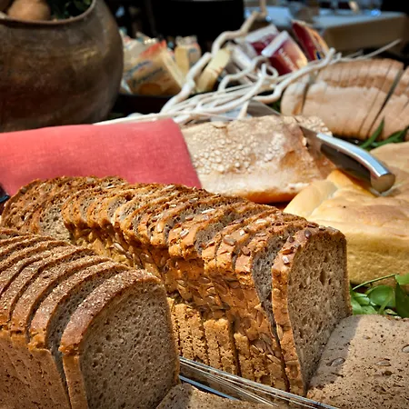 Enterprise Design & Boutique 4*