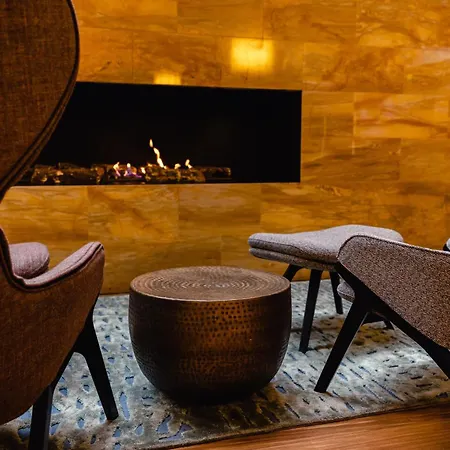 Enterprise Design & Boutique Отель Милан