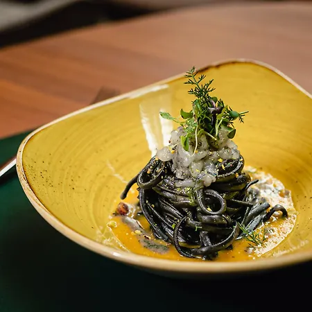 Enterprise Design & Boutique Милан