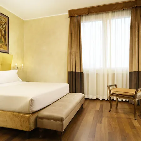 Enterprise Design & Boutique 4* Milano