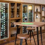 Enterprise Design & Boutique 4*