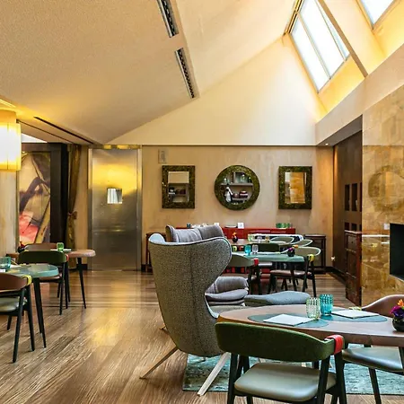 恩特普莱斯设计精品酒店 4*